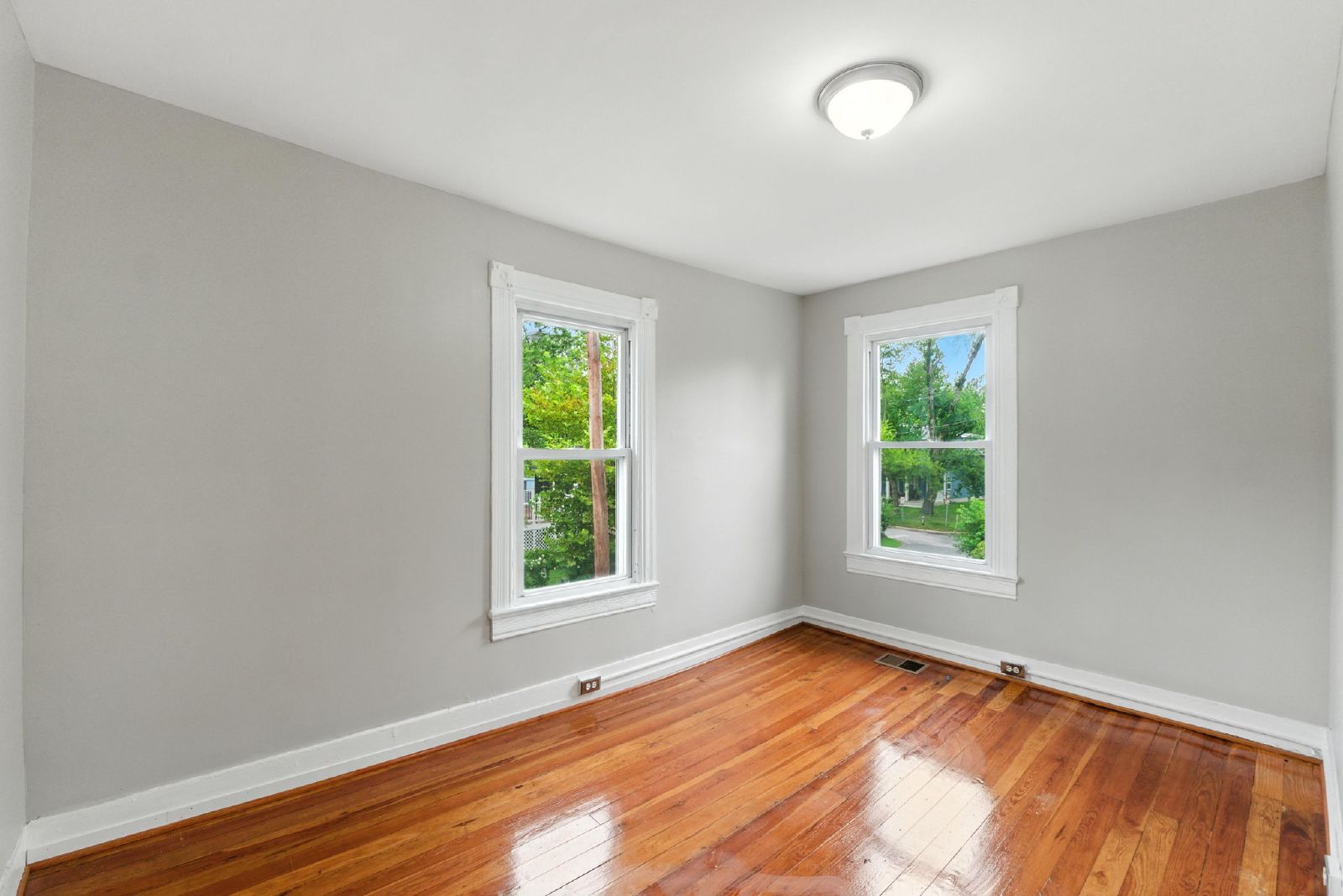 5100 Berwyn Road - 1 property image