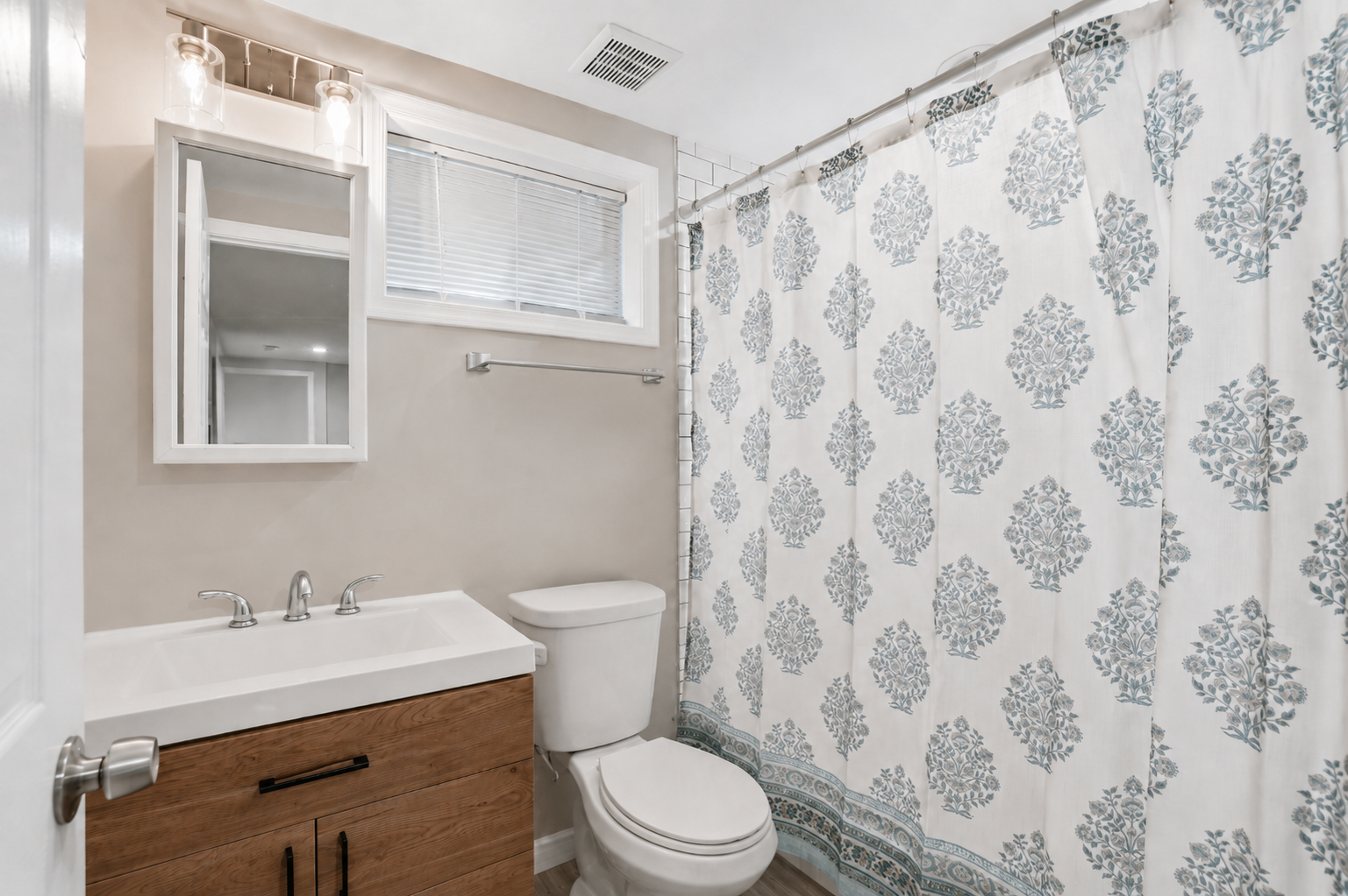 3519 Duke Street - 1 property image