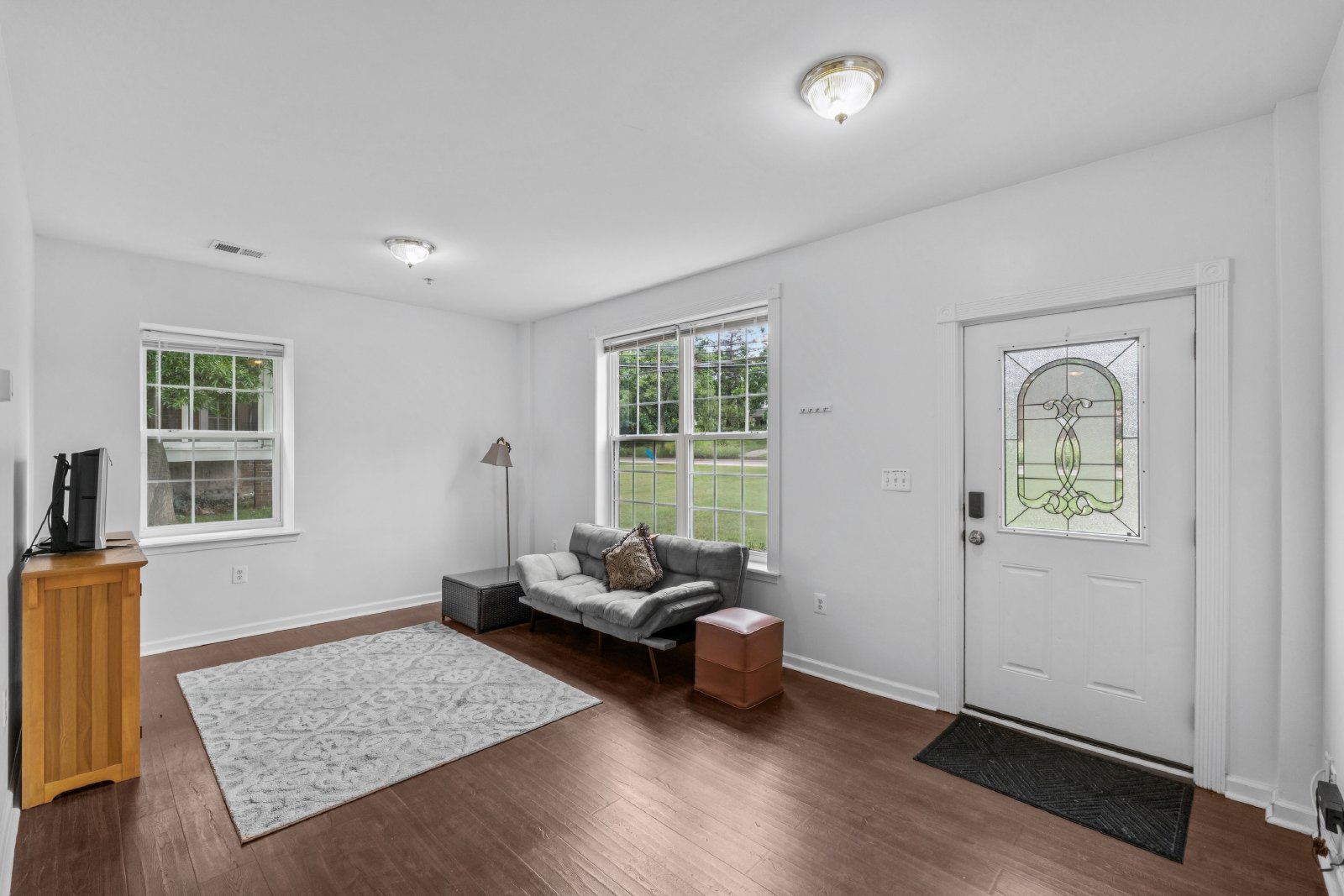 4813 Calvert Road - A property image