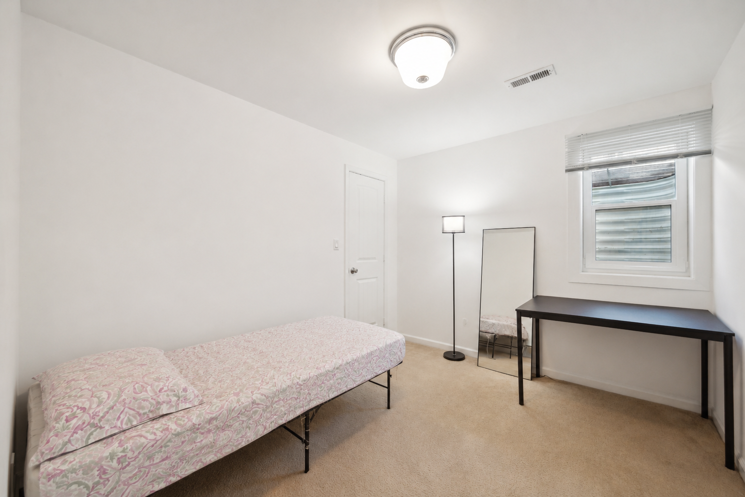 5012 Quebec Street - A property image