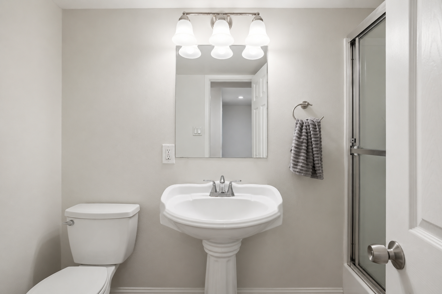5012 Quebec Street - A property image