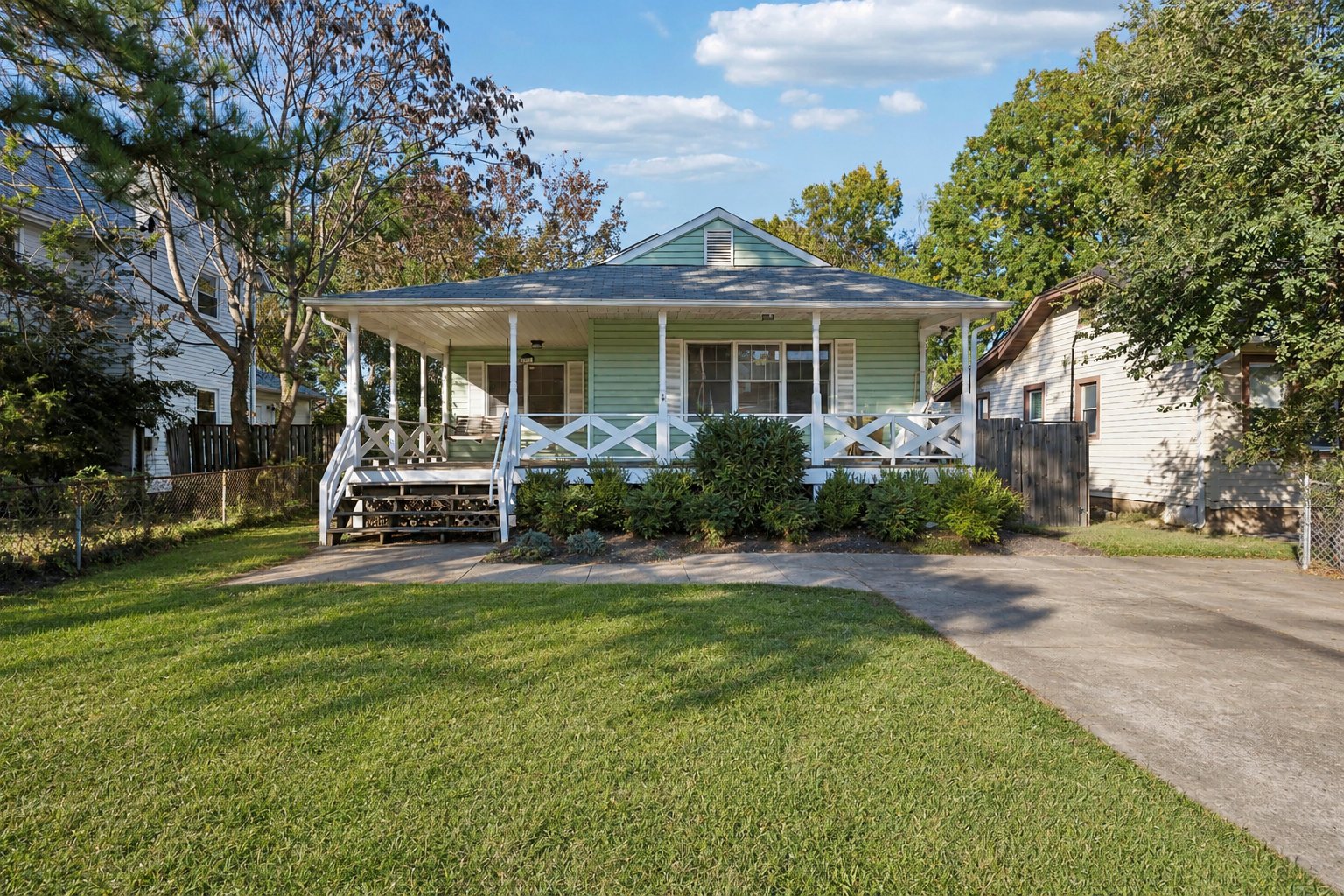 5012 Quebec Street - B property image
