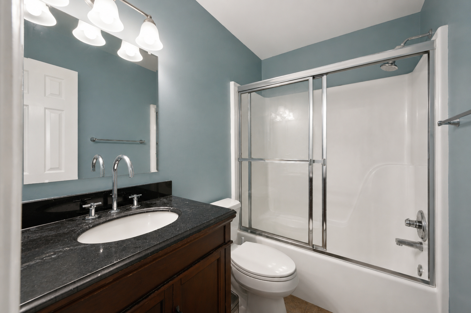 5012 Quebec Street - B property image