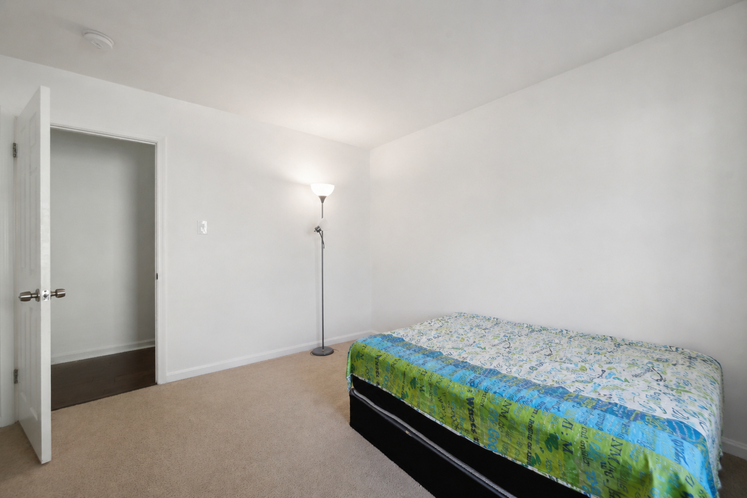 5012 Quebec Street - B property image