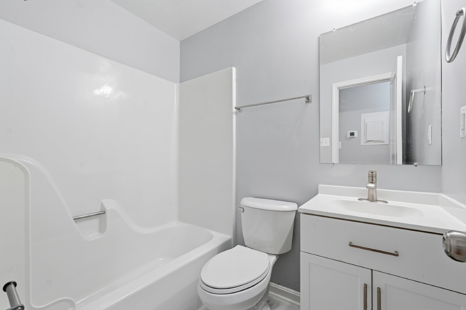 4804 Calvert Road - 3 property image