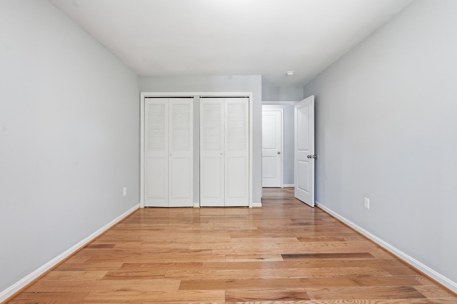 4804 Calvert Road - 3 property image