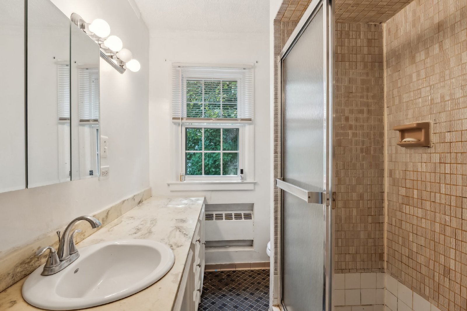 4801 Guilford Road - 1 property image