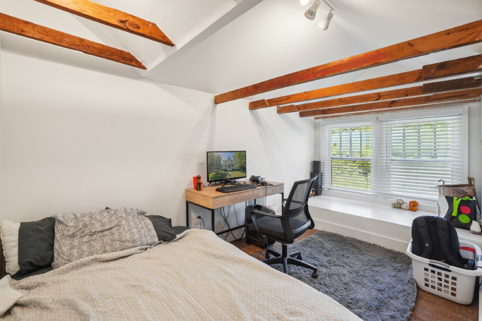 4805 College Avenue - 1 property image