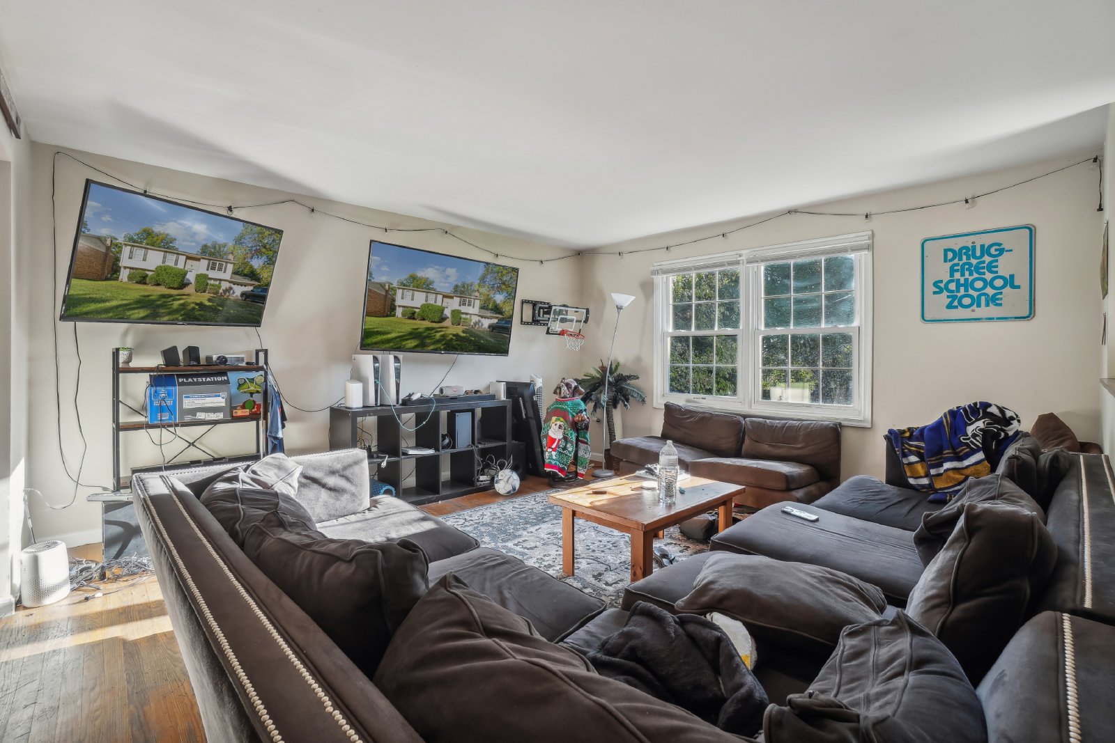 7404 Dartmouth Avenue - 1 property image
