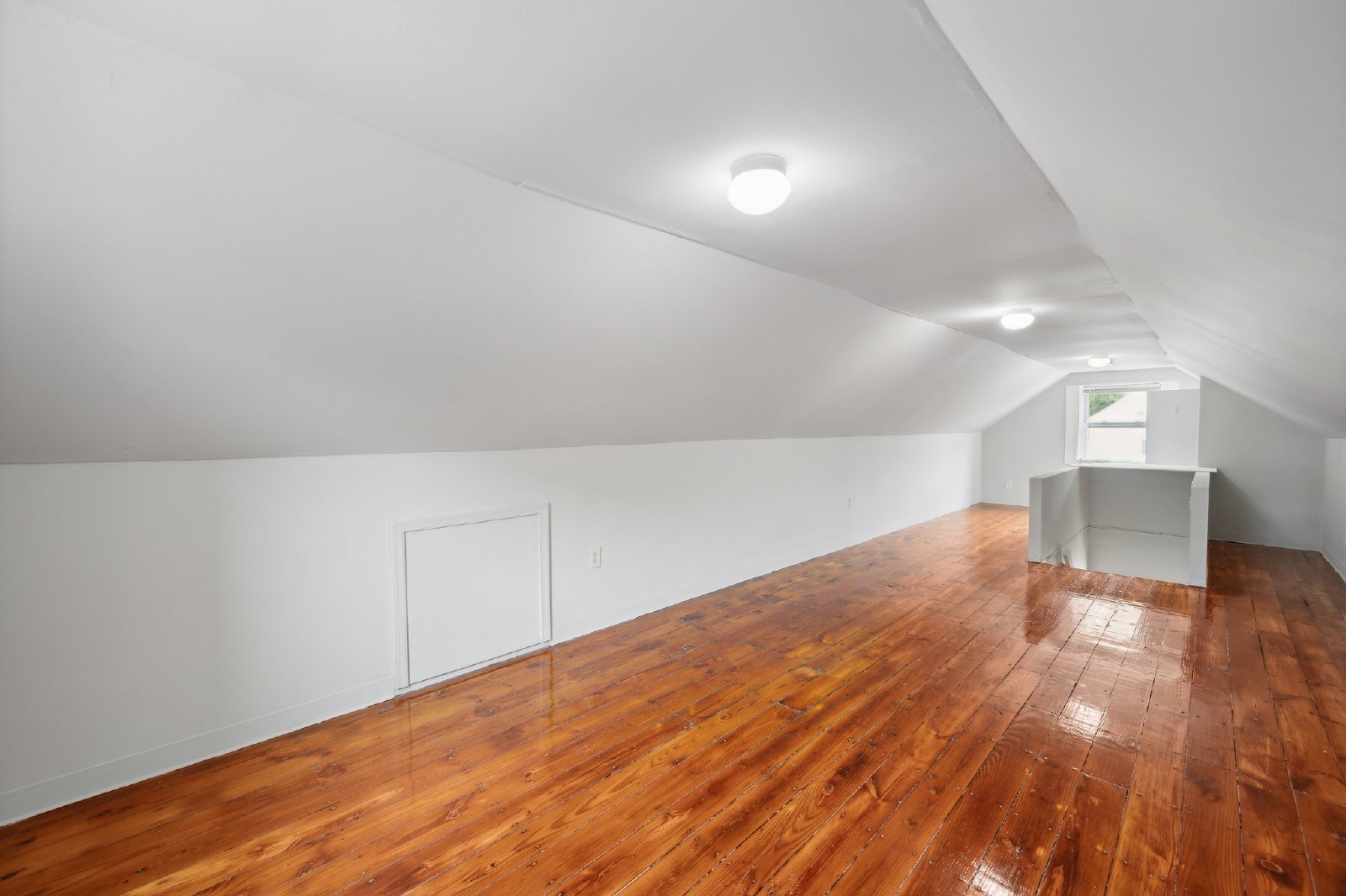 4504 Guilford Road - 1 property image
