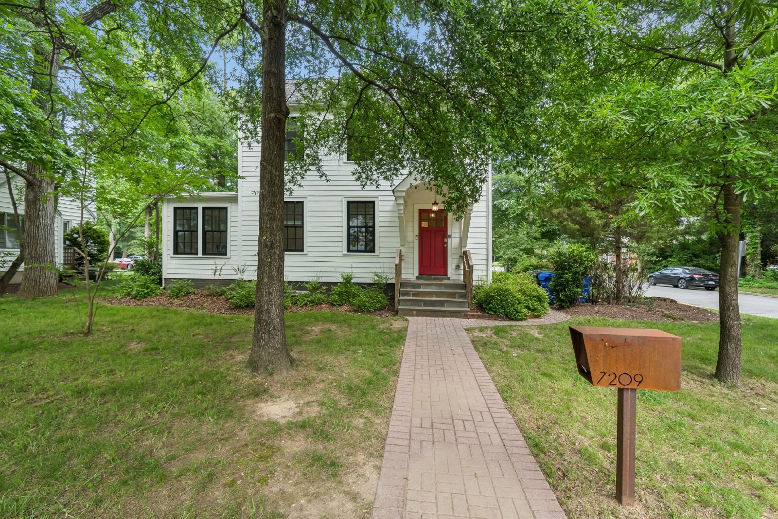 7209 Dartmouth Avenue - 1 property image