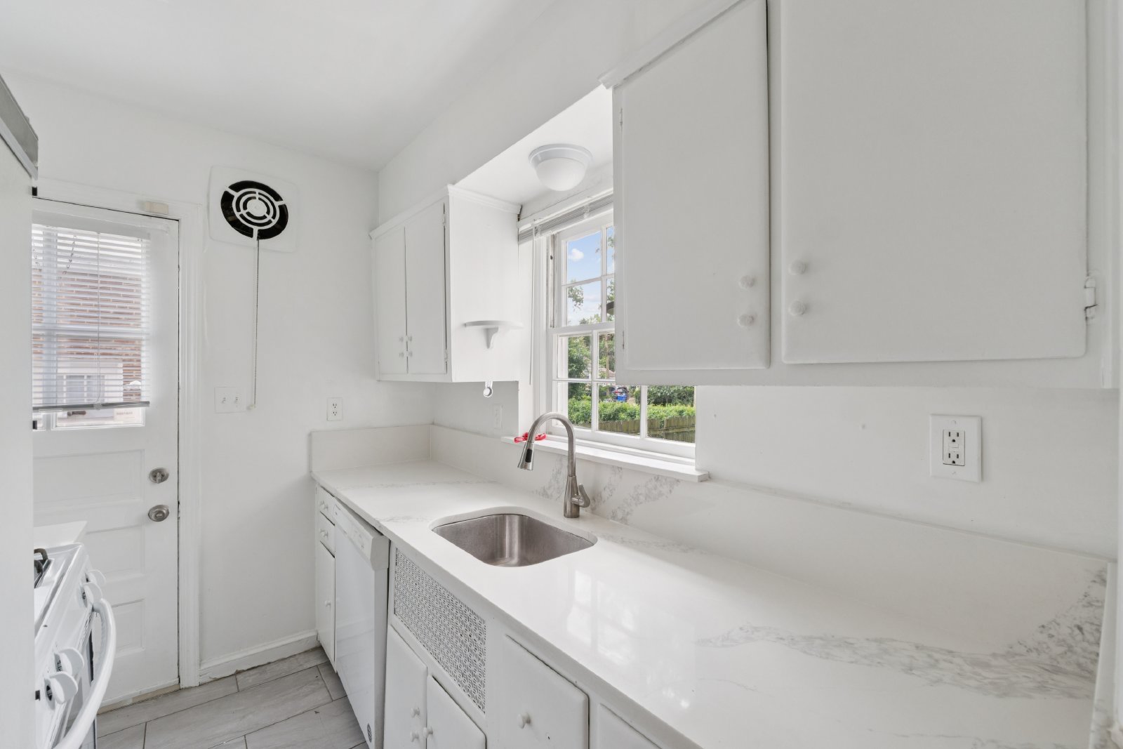 4603 Knox Road - 1 property image