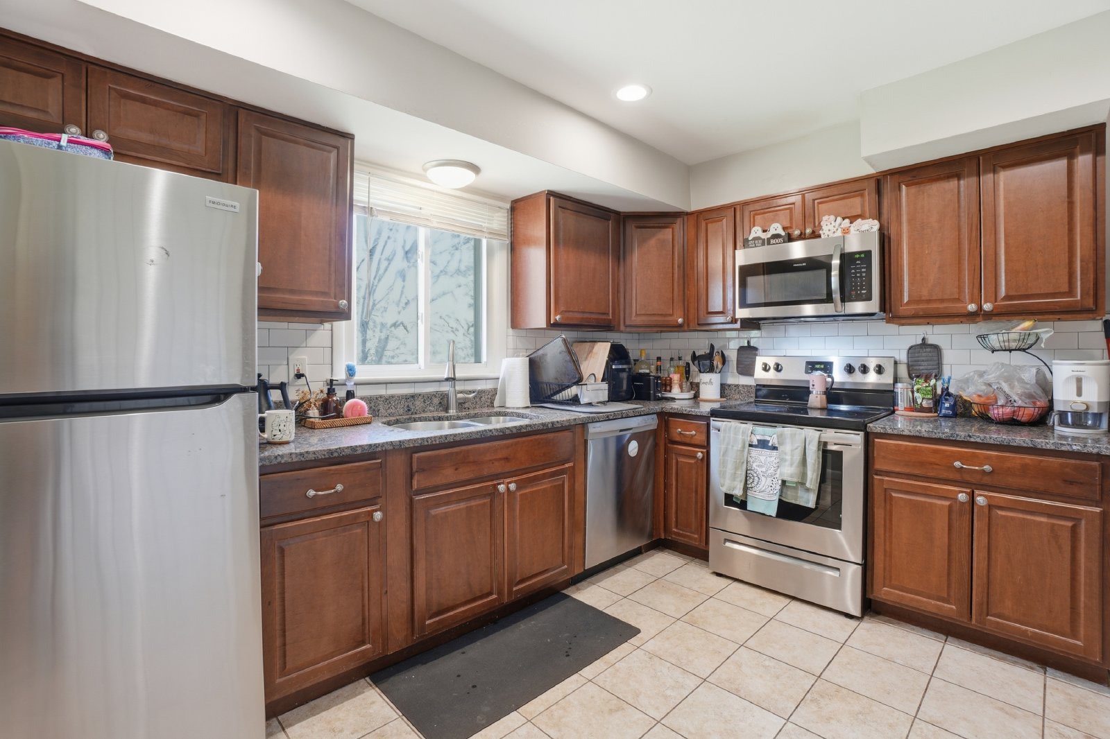 9244 Limestone Place - A property image