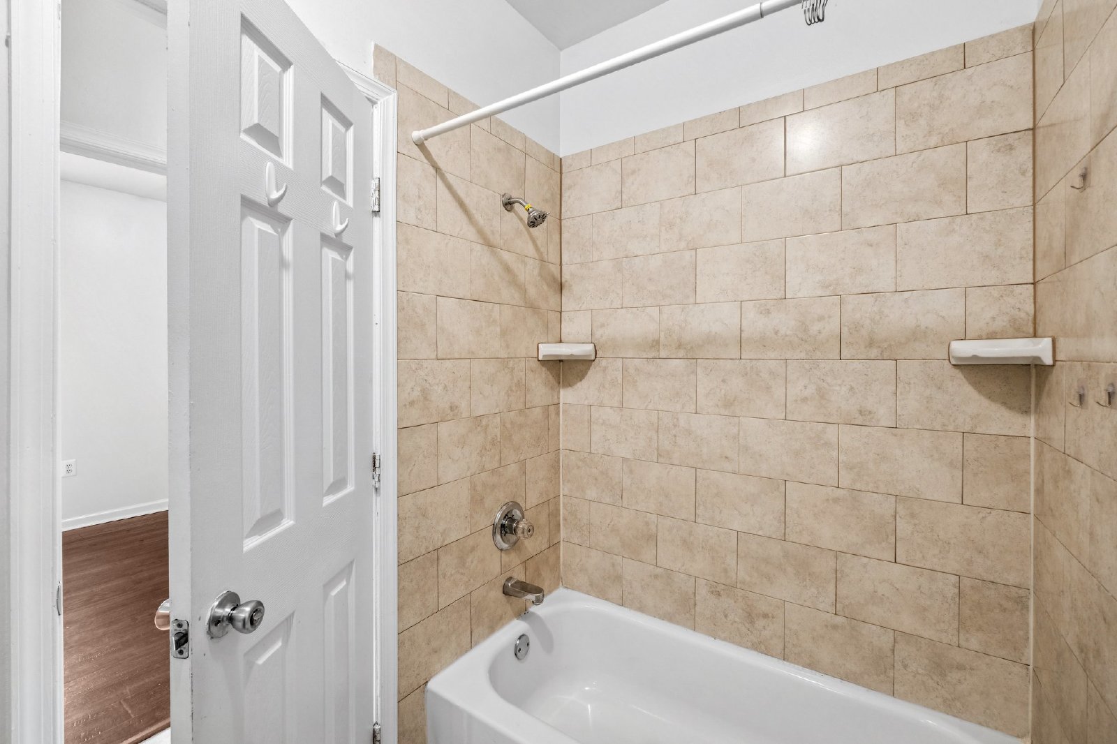 4813 Calvert Road - 1 property image